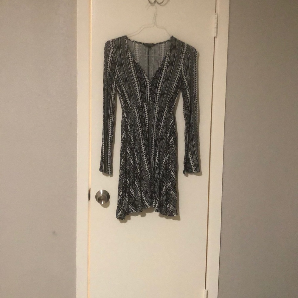 Express bell sleeve dress